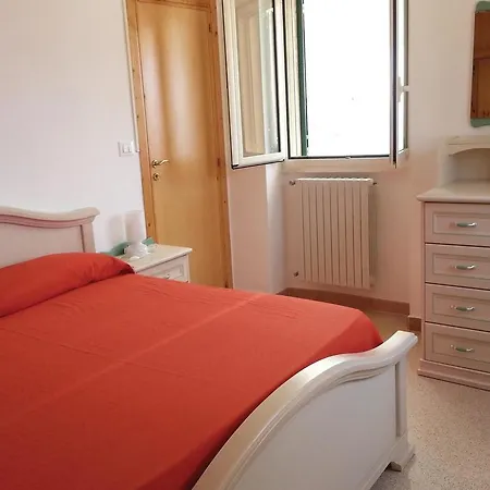 Azzurra * Castro (Lecce)